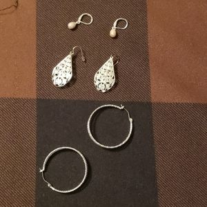Earings
